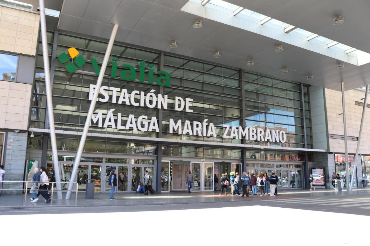 Fantastico Apartamento Junto A La Estacion Málaga Eksteriør billede