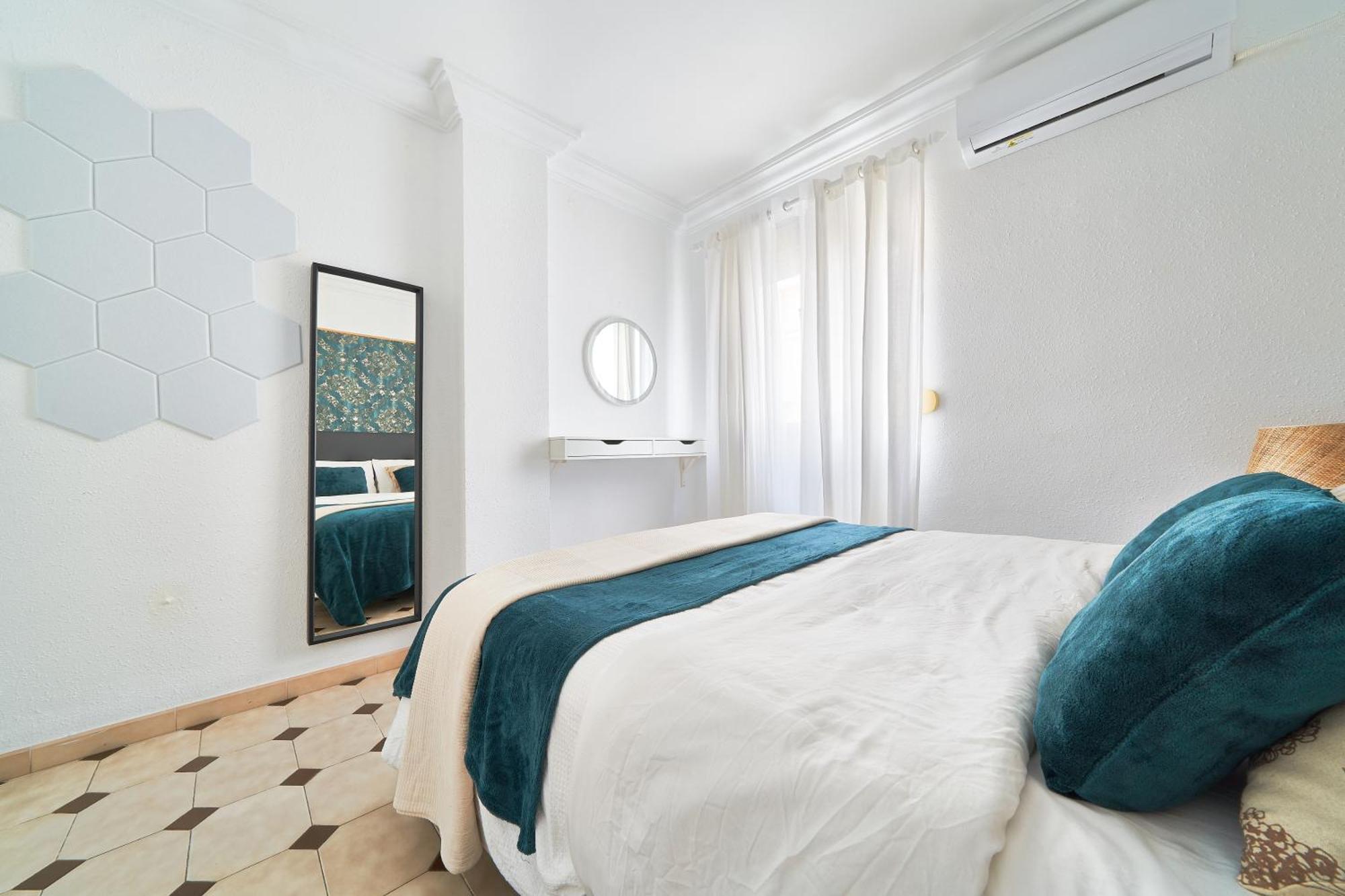 Fantastico Apartamento Junto A La Estacion Málaga Eksteriør billede